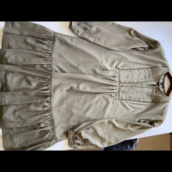 Banana Republic Olive Green Ruffle Hem Dress Sz S - Picture 5 of 7